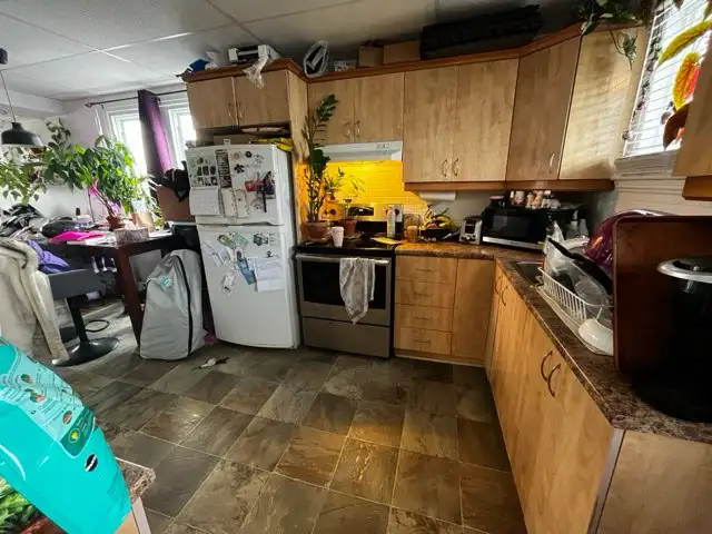 4 ½ + garage à louer à Trois-Rivières in Long Term Rentals in Trois-Rivières - Image 6