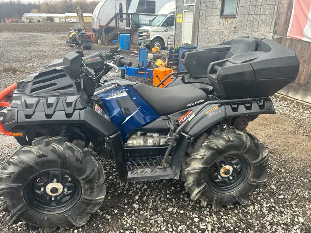Polaris 850 highlifter 930 miles read description in ATVs in Markham / York Region - Image 5