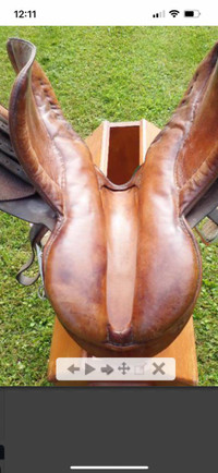 Stübben Jumping Saddle. Siegfried model. 15”