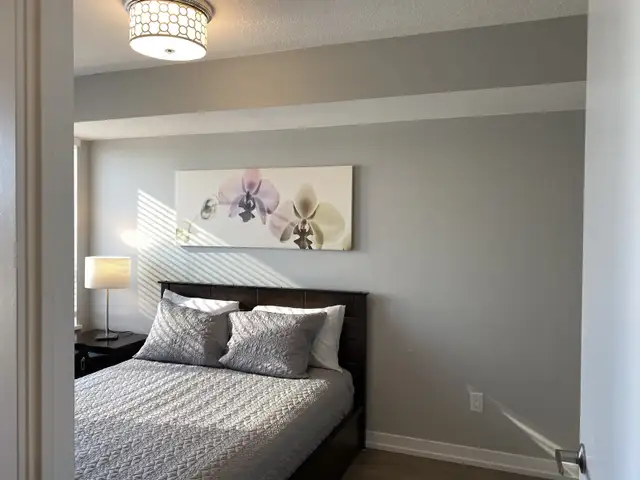 Large IKEA picture floral  in Home Décor & Accents in Markham / York Region - Image 6