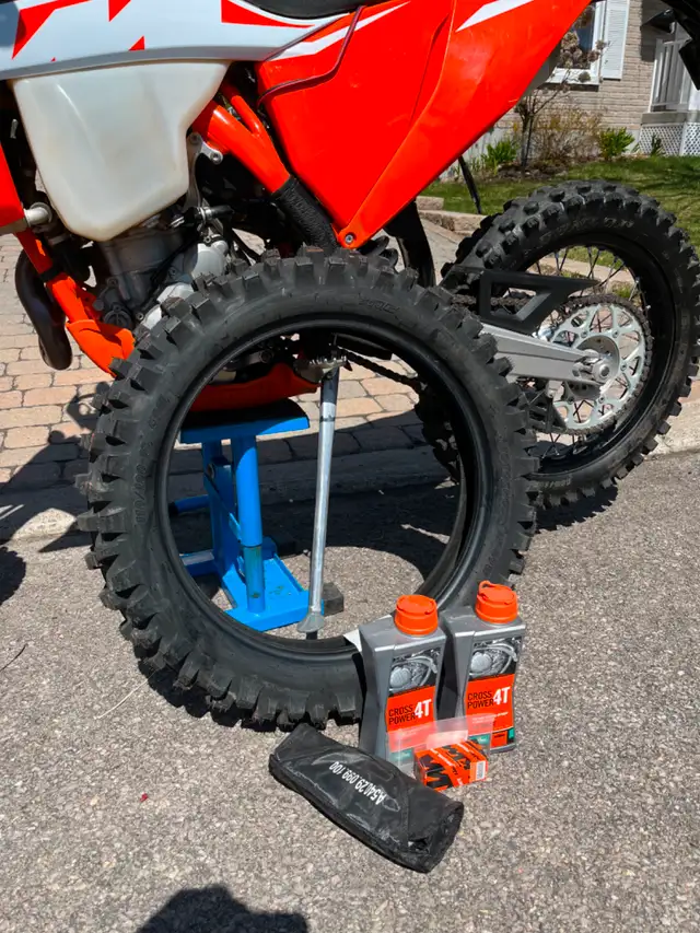 Moto KTM 350 EXC F 2023 in Dirt Bikes & Motocross in Laval / North Shore - Image 6