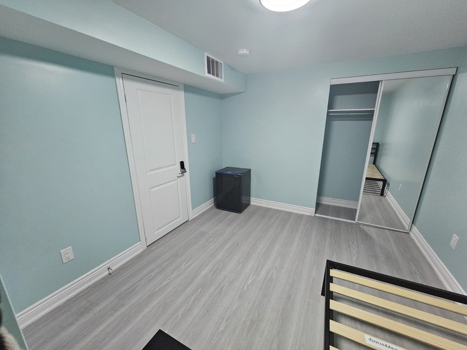 Legal Basement in Brampton for Rent: 3 Bedroom and 1.5 Bath 5