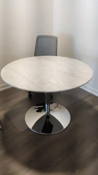 Round Marble Dinning Table