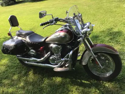 2009 Kawasaki Vulcan 900 runs great, newer brakes front and rear,newer stator , regulator and batter...
