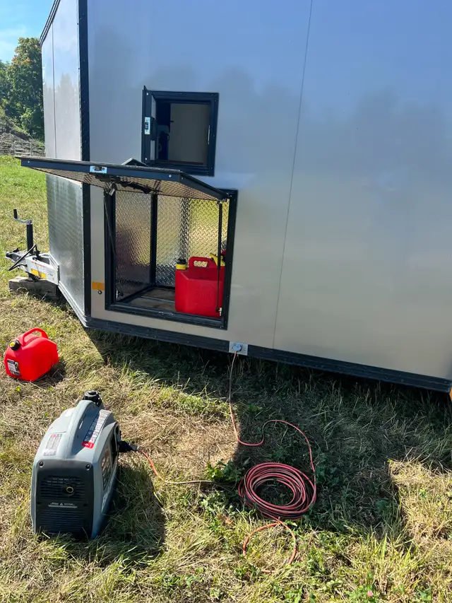 Insulated Trailer 7.5' x 20' in Cargo & Utility Trailers in City of Montréal - Image 5