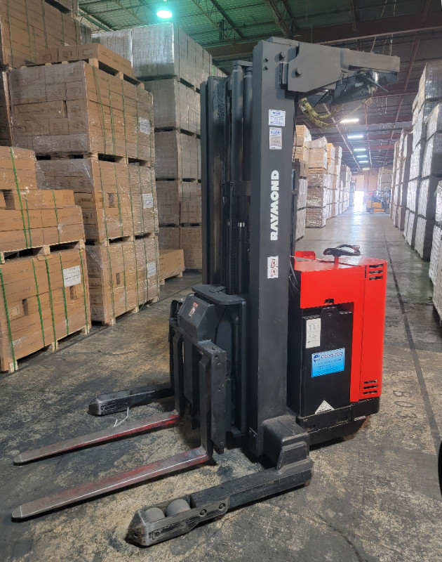 Raymond Double Reach Forklift in Other Business & Industrial in Mississauga / Peel Region