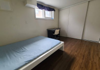@ North York Sheppard Leslie, Master Bed Room Rent -2Min to TTC