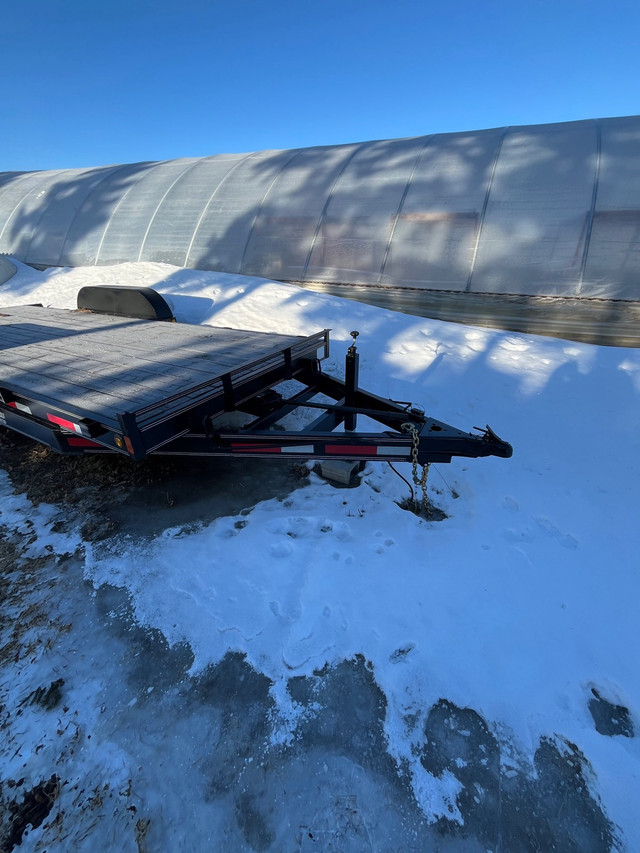 16x6 Rainbow Flat Bed Tilt Trailer.  Nearly new. in Cargo & Utility Trailers in Saskatoon - Image 3