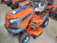 HUSQVARNA TS 142K GARDEN TRACTOR 42 INCH