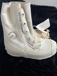 Bata/Miner White Military Extreme Cold Vapor  Bunny Boots 