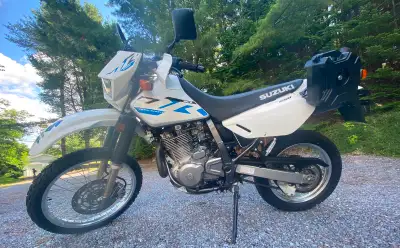 Only 2295 klm . Mint condition(like new) never seen mud or abused . Extra fuel container mounted and...
