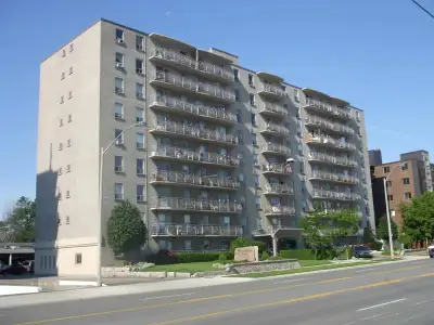 Elegant 1 & 2 Bedroom Apartments for Mature Adults in Hamilton