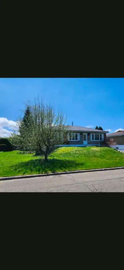 Maison a louer ,Châteauguay Home for Rent – Available July 1, 2026. This 3-bedroom, 1-bathroom home...