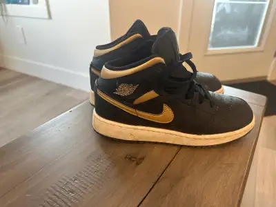 Air Jordan youth size 5, View more