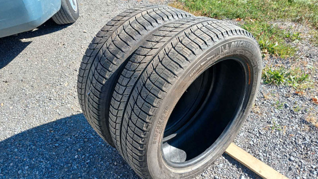 2 Michelin X ice 215/55R18..819-230-9767 in Tires & Rims in Gatineau