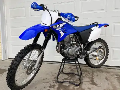 2015 Yamaha TTR 230 in great condition. Low hours. Runs and rides well. Electric start - new battery...