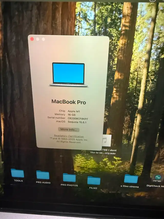 MacBook Pro m1 16gb 1 tb 94% battery cycle mouse keyboard in Laptops in City of Montréal - Image 3