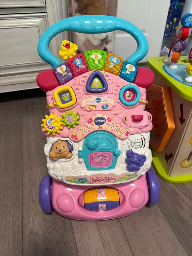 Baby walker toys and sitting pad in Toys in Markham / York Region - Image 3