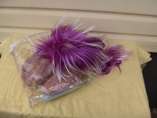 Purple Punk Rock Wigs in Costumes in Lethbridge - Image 2