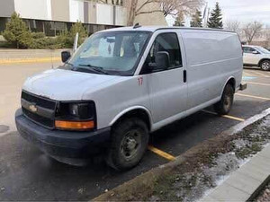 2017 GMC Savana 2500 cargo service