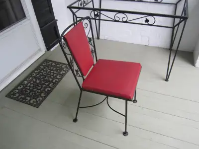 Iron patio/porch  table/chair set, View more
