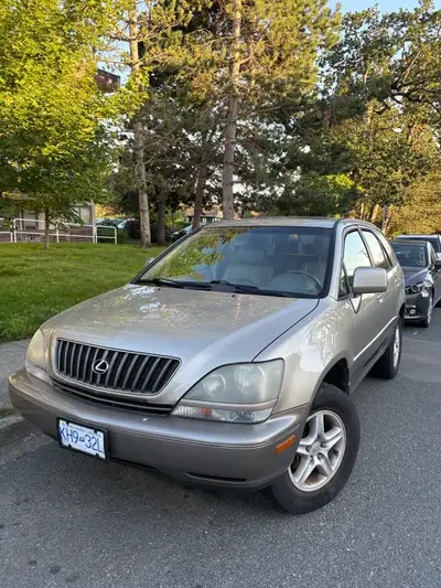 This 2000 Lexus RX300 blends luxury and reliability perfectly. Whether you need a daily commuter, a...