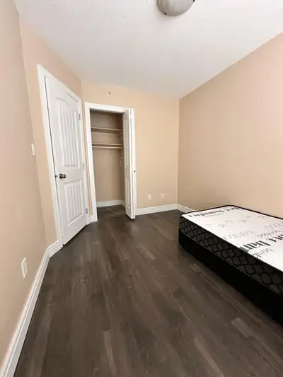 A private room is available starting May 1st in a beautiful townhouse located in the heart of Garnea...