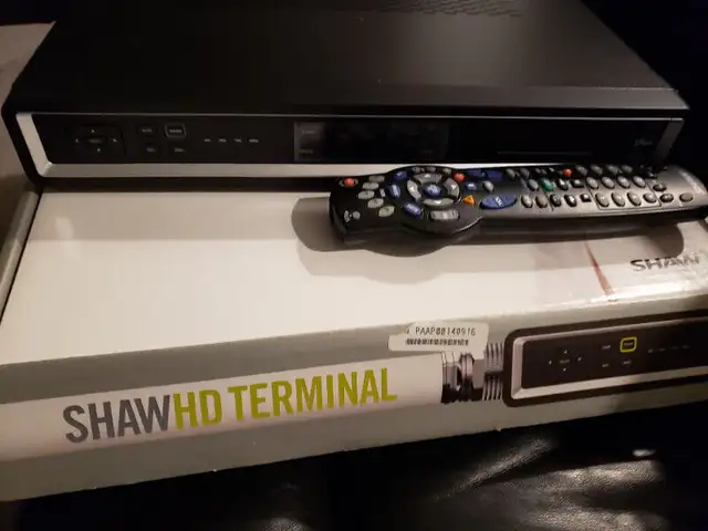 HD Shaw Boxes486804873900861441