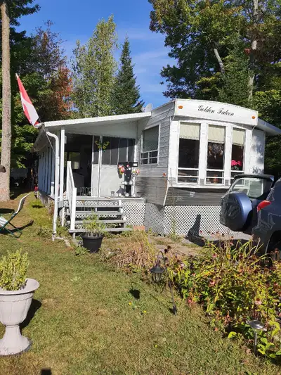 (2026 lot fees paid in full) Immaculate condition on a very nice large lot. It's actually one of the...