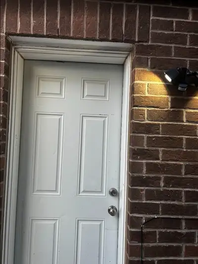 AVAILABLE from 1st April 2026 (FEMALES ONLY) Background: There are two private rental bedrooms in th...