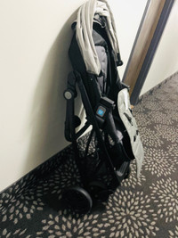 Graco Views Stroller in Excellent condition