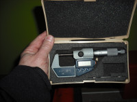 Micrometre digital 0-1