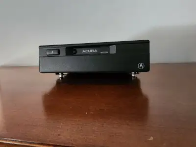 Factory Acura Tape Deck cassette player 39100-S52-C020 - as is untested ---> Located in Halton hills...