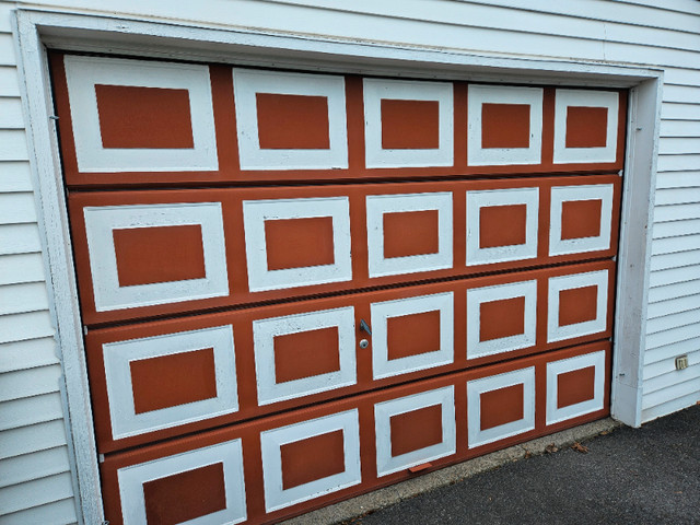 Porte de garage dans Portes, fenêtres et moulures  à Victoriaville - Image 3