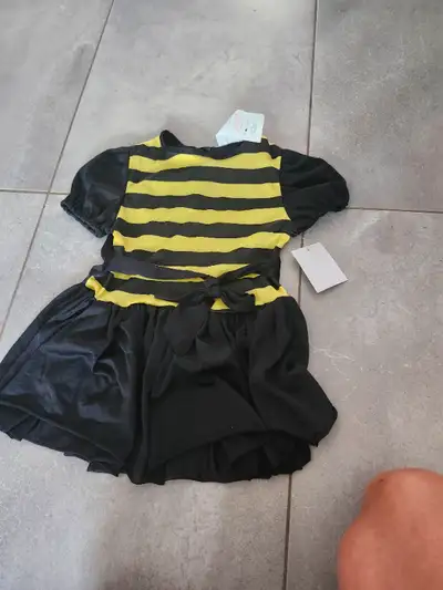 Costume abeille 4-6 ans, View more