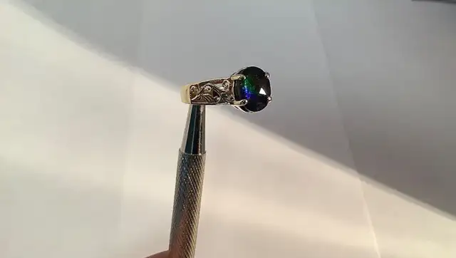 14k YELLOW GOLD CANADIAN AMMOLITE RING in Jewellery & Watches in Edmonton - Image 5