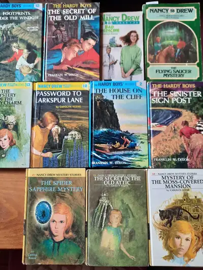 VINTAGE NANCY DREW/HARDY BOYS BOOKS LOT 11, View more