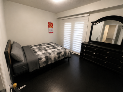 ROOM FOR RENT – KENNEDY RD & WILLIAMS PARKWAY (BRAMPTON) Spacious main-floor room available for rent...