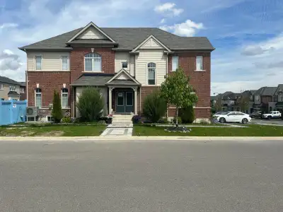2 bedroom basement apartment for rent in Newmarket