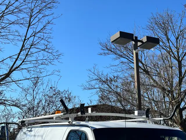 Aluminum Van Ladder Rack to fit GMC Savana in ATV Parts, Trailers & Accessories in City of Toronto - Image 10