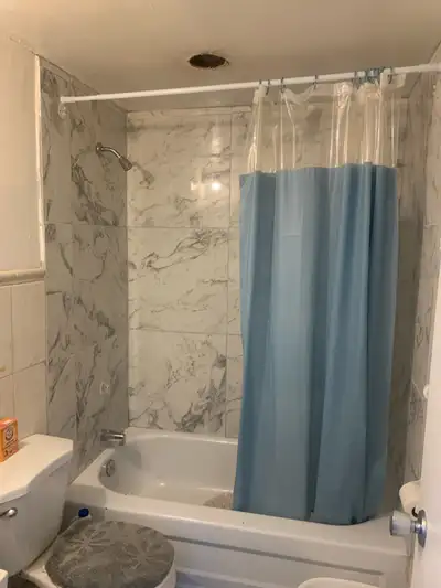 Bachelor pad for rent in the heart of downtown Toronto at the intersection of Carlton and Jarvis on...