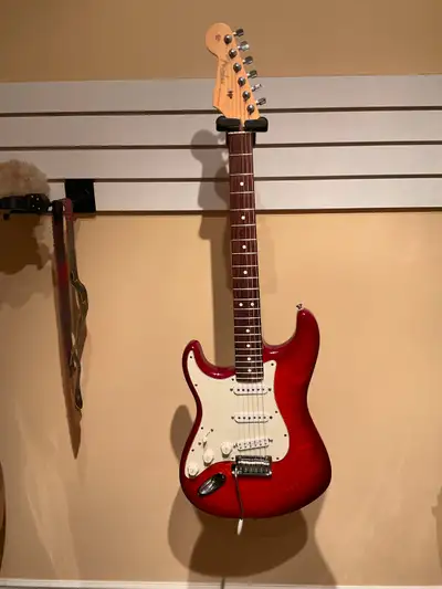 LEFTY Stratocaster Showroom Condition., View more