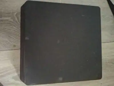Working console that requires internal hard drive replacement. No controllers.