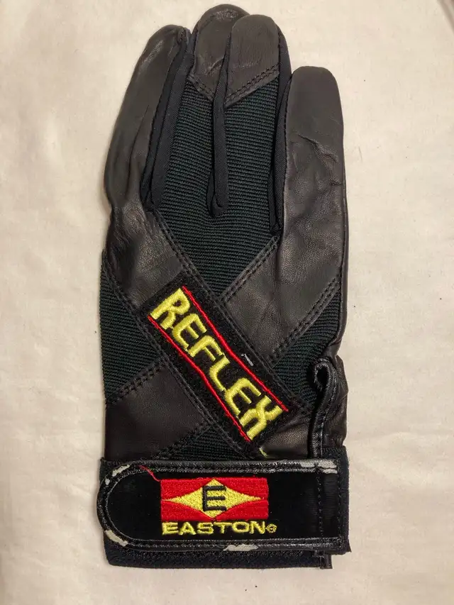 New Easton Reflex Baseball Batting Gloves in Baseball & Softball in City of Toronto - Image 3