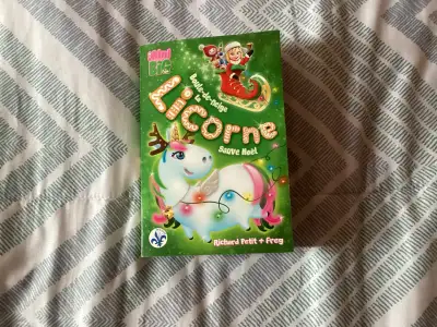 Livre Boule-de-neige la licorne en bonne état et parfait pour les jeunes enfants !