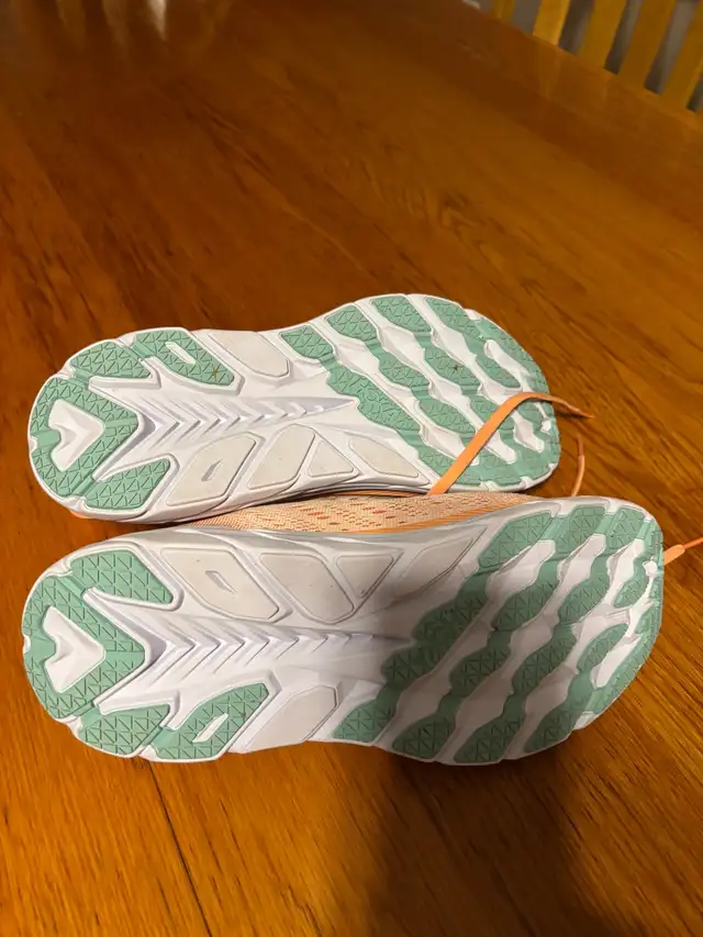 HOKA Sneakers in Men's Shoes in Cape Breton - Image 5