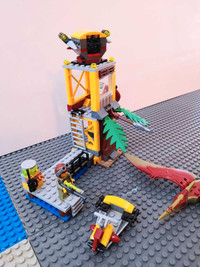 LEGO-Pteradon Tower