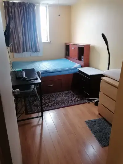 LOOKING FOR CLEAN AND RESPONSIBLE INDIVIDUAL: $785 MONTH