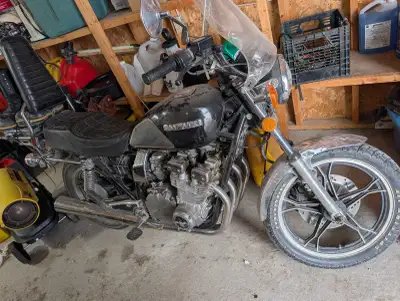 I got a gsx750t Suzuki I had the bike for a few years haven't used it much Not many km since the saf...