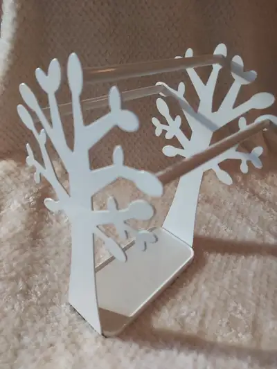 White Metal Umbra Jewelry Tree/Husky Glasses Holder/Cell Holders, View more